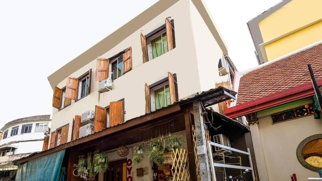 100 Years Building Bangkok Old Town By Seen Hostel Exterior foto